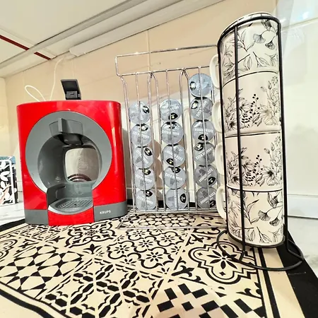 بيت للعطل Airport Terrace Duplex سان إيسيذرو